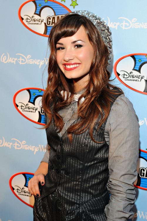 demi-lovato-03_nc.jpg